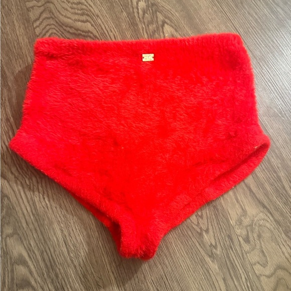 For Love and Lemons furry red shorts extremely limited edition - Picture 5 of 8